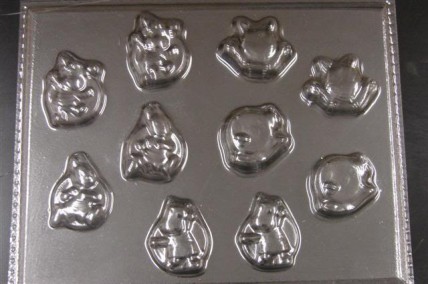 332sp Backyard Friends Chocolate Bite Size Pieces Mold